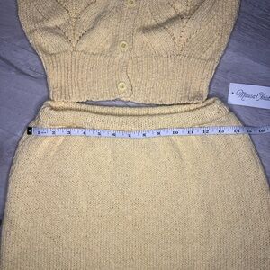 Marisa Christina vintage yellow Knit Sweater 2 pc. Set w/ original tags S